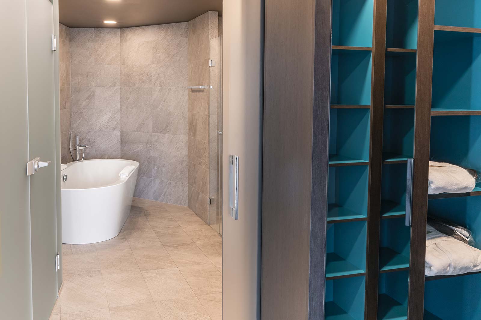 Panorama Presidential Suite